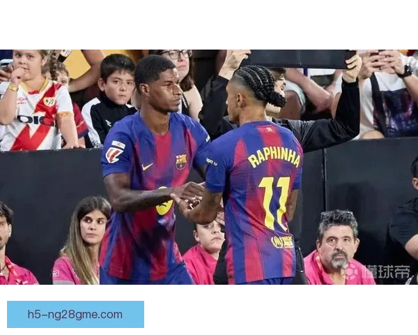 世体：拉菲尼亚回暖拉什福德成疑